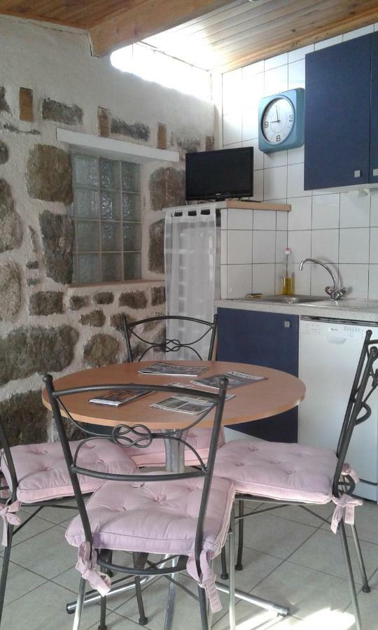 La Maison D'oree Apartment Polignac (Haute-Loire)